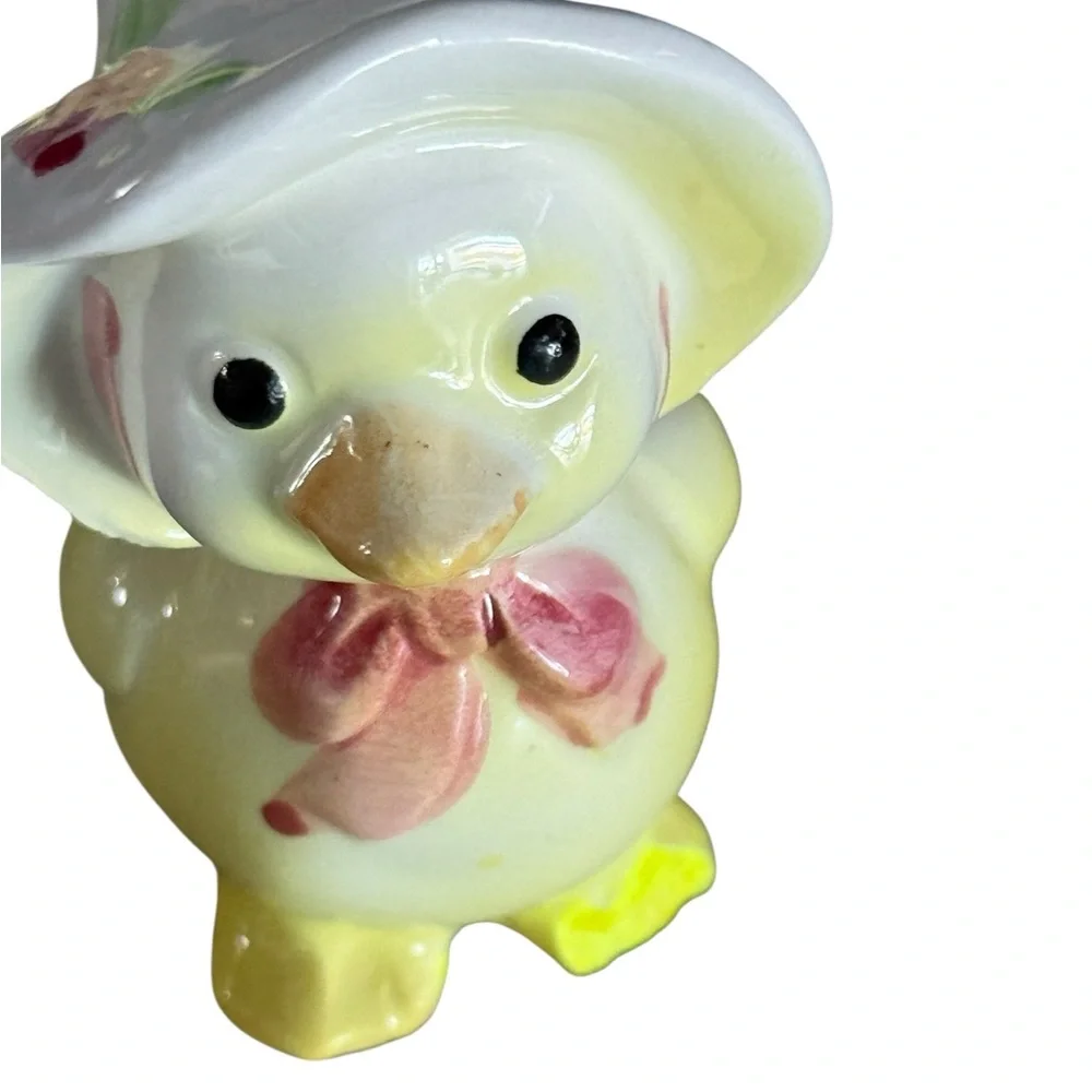 Vintage egg holder with salt & pepper shaker 60's RARE